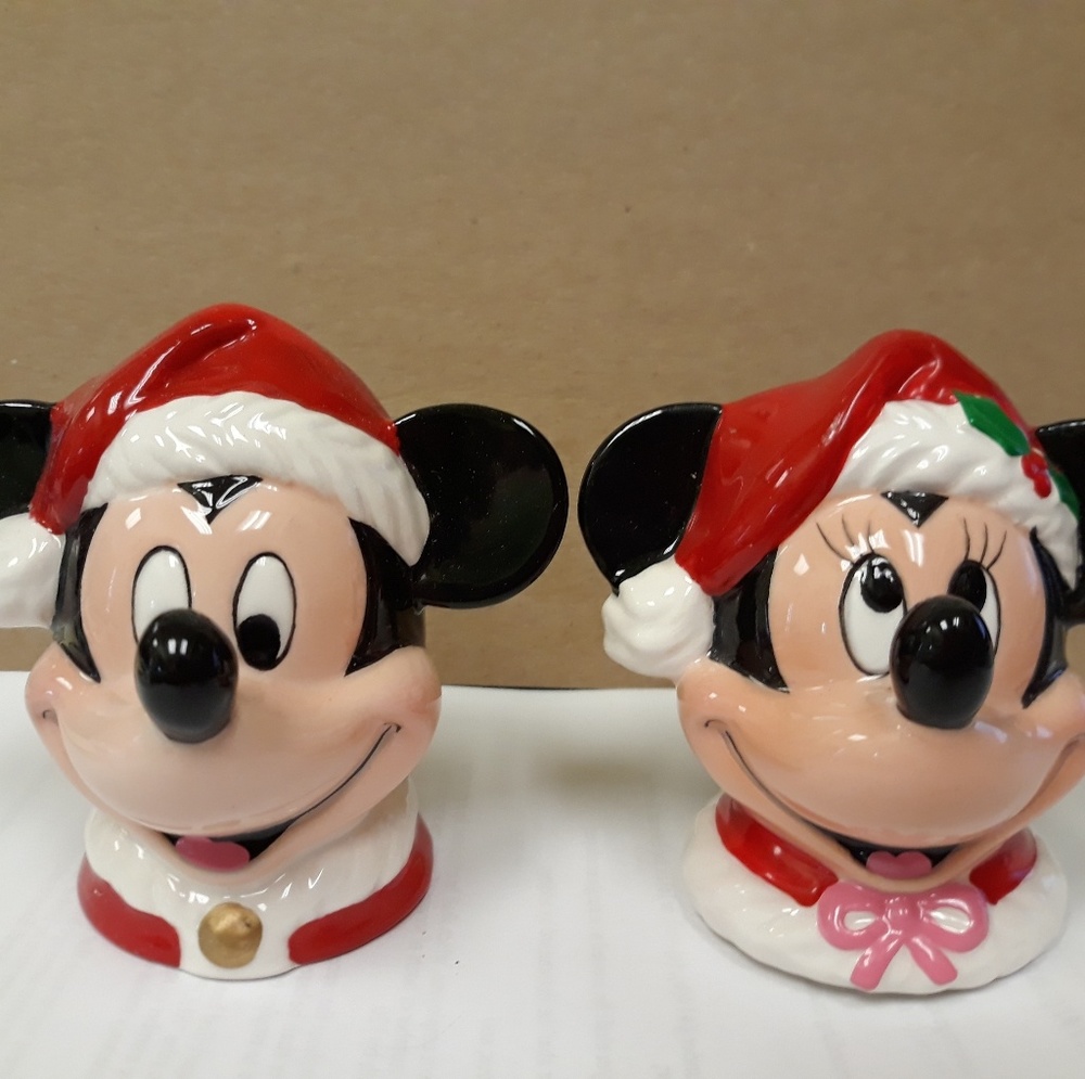 Enesco Mickey and Co Salt and Pepper Shakers